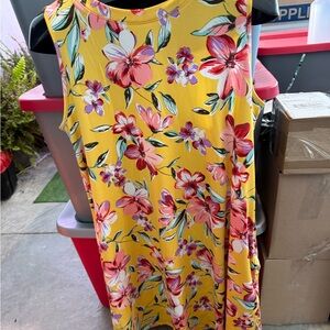 Floral Yellow Sleeveless Dress p68